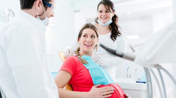 Ciąża a implanty zębów